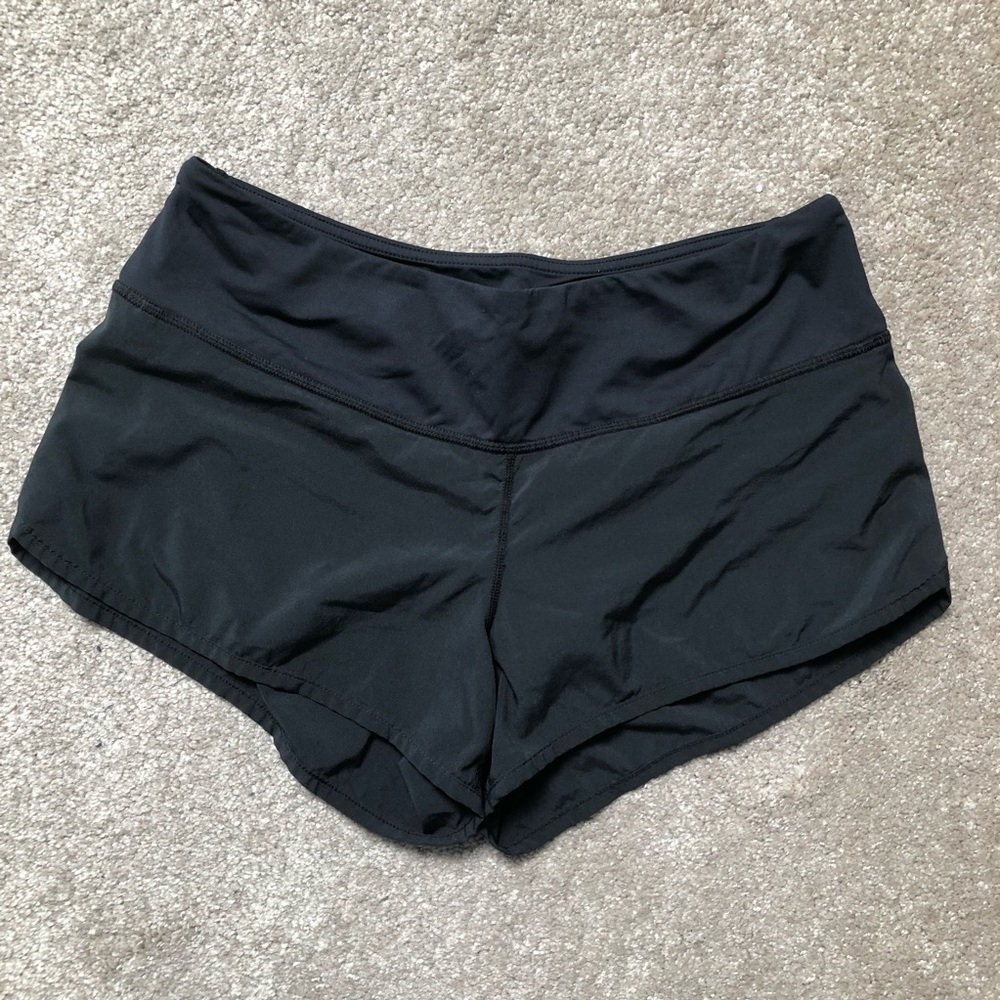 Black Lululemon Short Shorts Sz 4